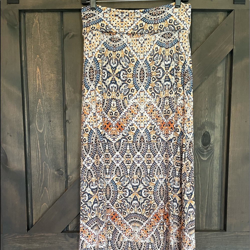 🍩👑CYNTHIA ROWLEY MAXI SKIRT🍩👑